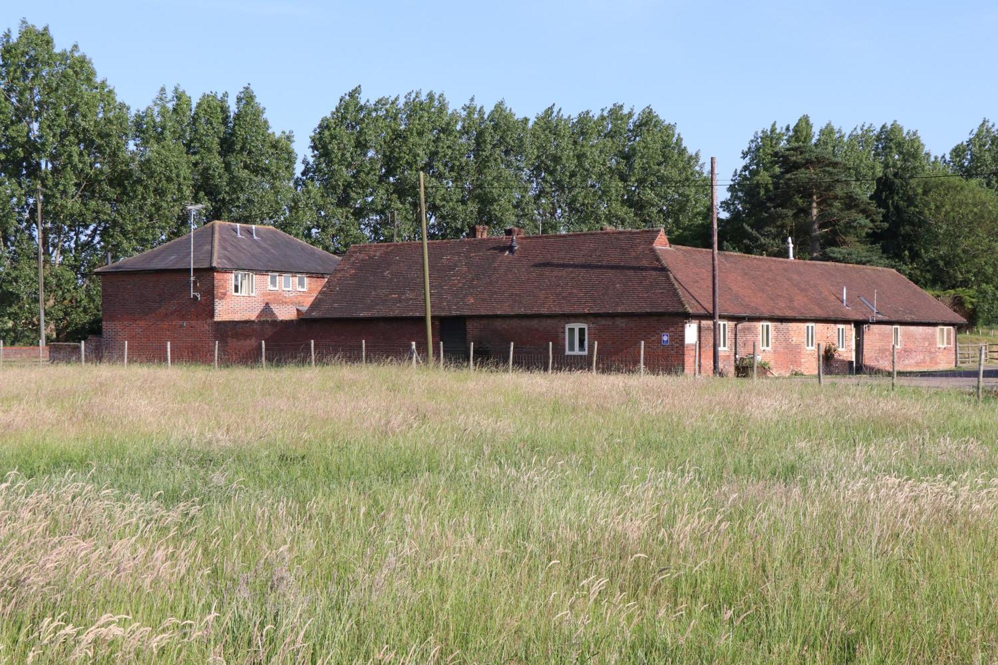 Doddington  Palace Farm Courtyard And Granary Rooms מראה חיצוני תמונה